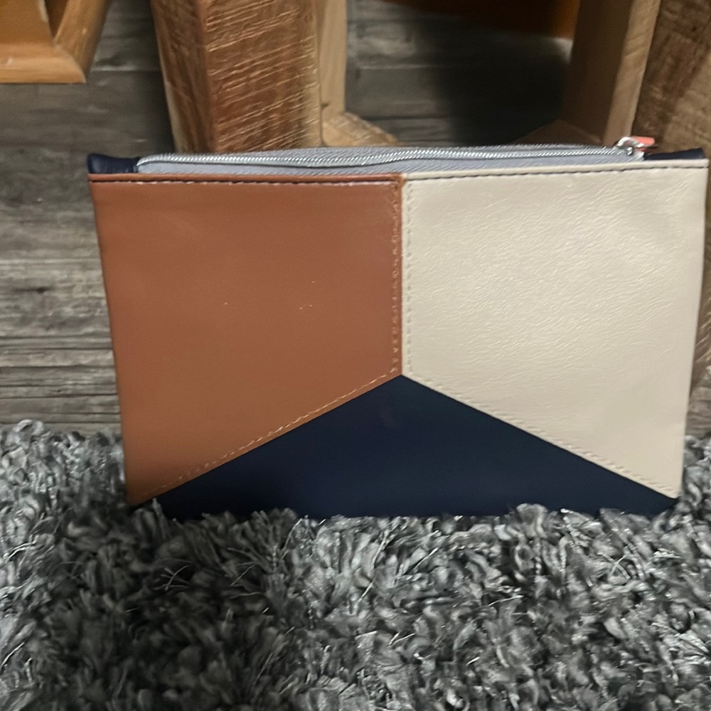 Ipsy makeup bag